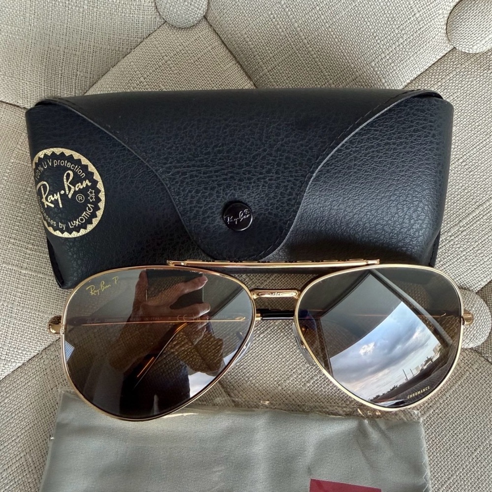 Ray-Ban Gold Frame polarized Sunglasses